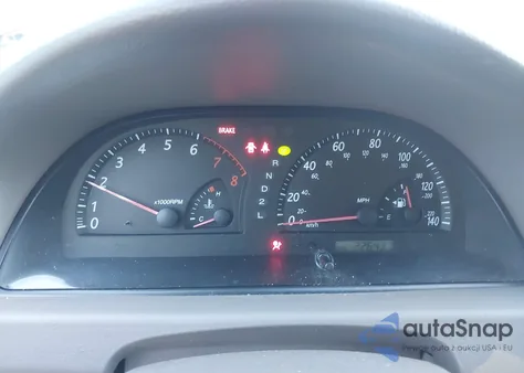 2004 Toyota Camry Le из США, поврежденный, VIN 4T1BE32K24U266804